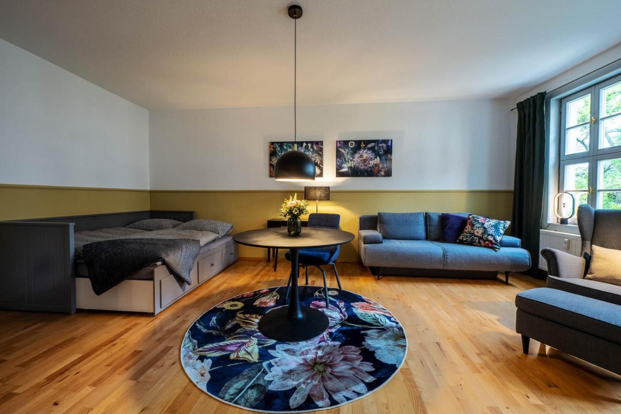 נאומבורג Ferienwohnung Am Dom II מראה חיצוני תמונה