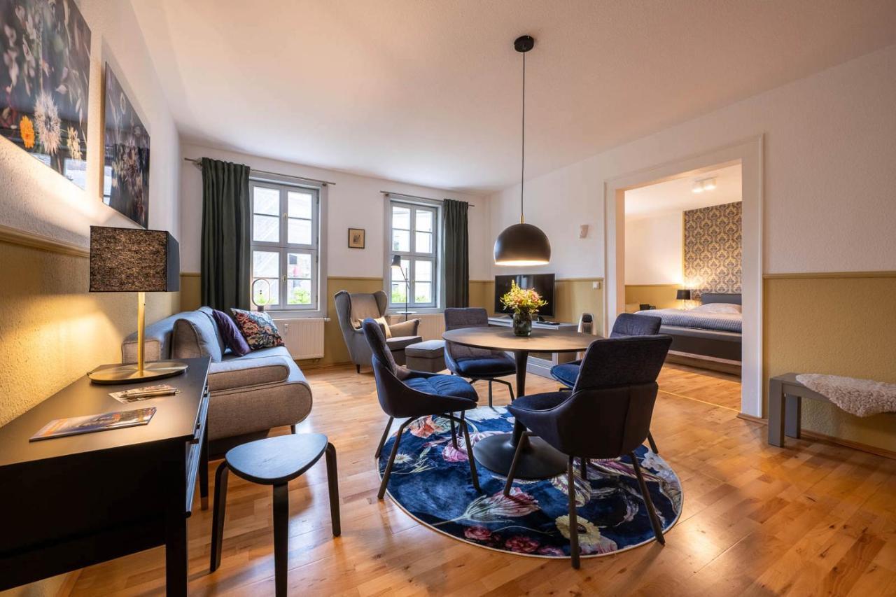 נאומבורג Ferienwohnung Am Dom II מראה חיצוני תמונה