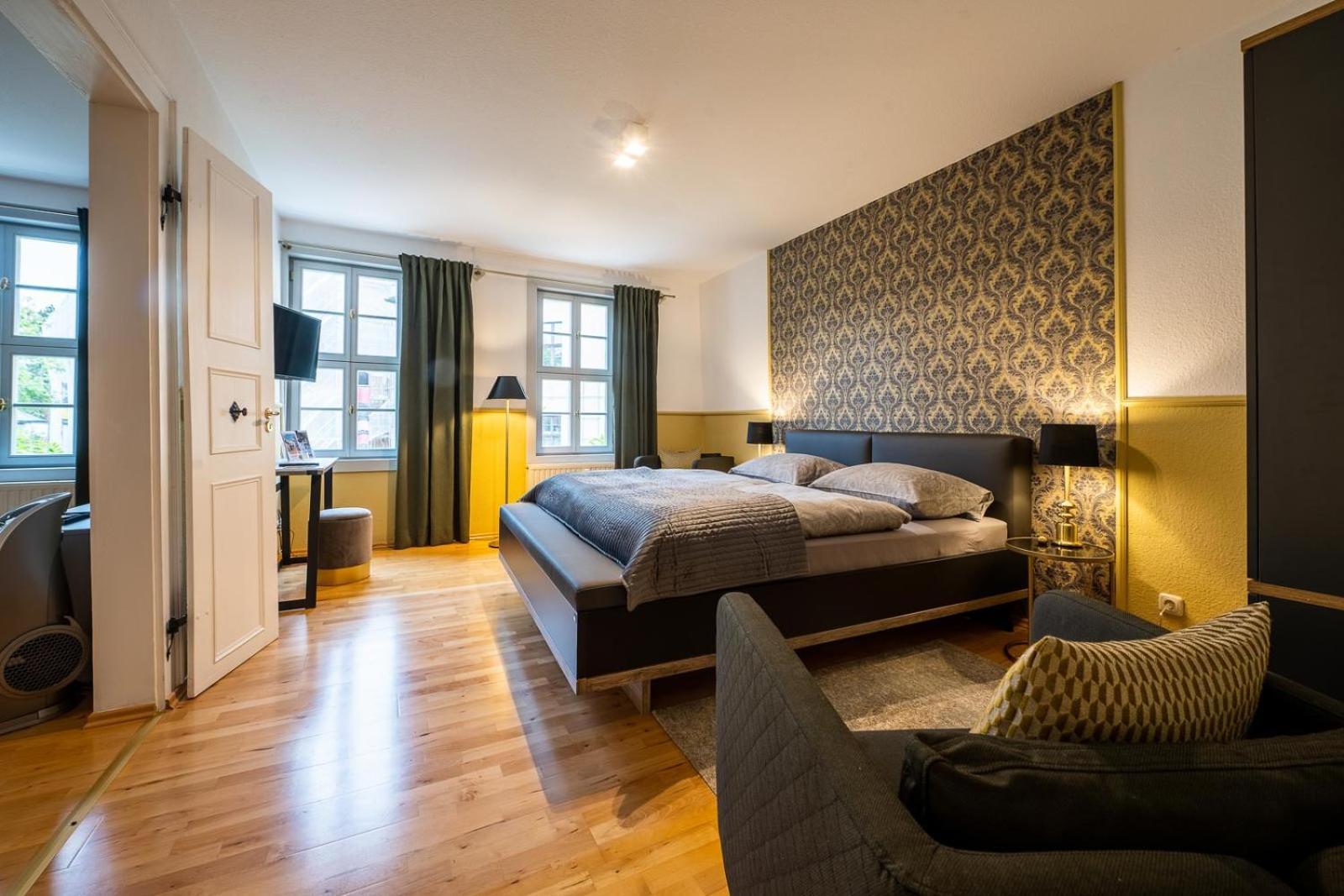 נאומבורג Ferienwohnung Am Dom II מראה חיצוני תמונה